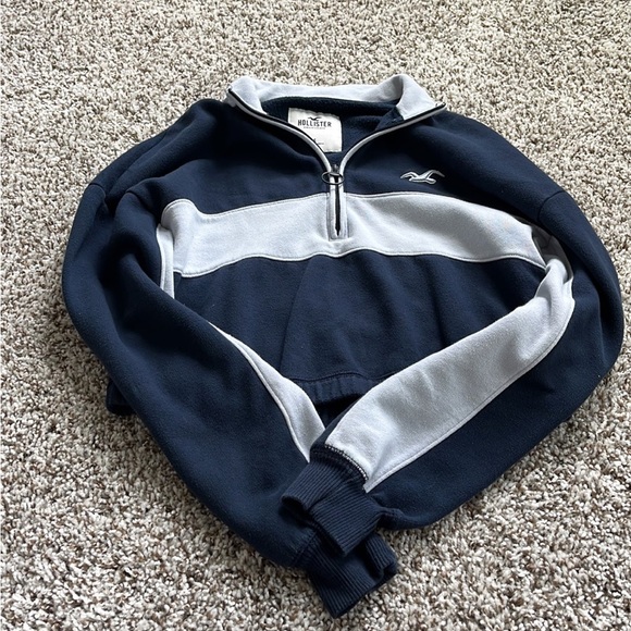 Cute cropped sweater - Picture 1 of 2